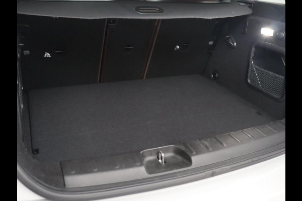 MINI Clubman 1.5 Cooper Business Edition Pano.Dak | Automaat | Apple Carplay | LED | Navigatie | Stoelverwarming |