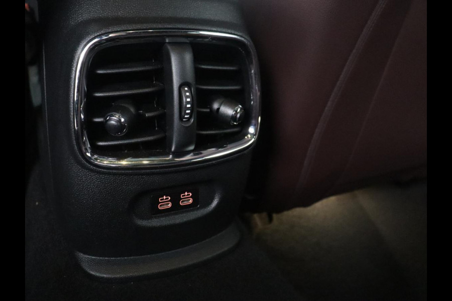 MINI Clubman 1.5 Cooper Business Edition Pano.Dak | Automaat | Apple Carplay | LED | Navigatie | Stoelverwarming |
