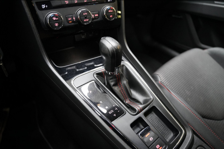 Seat Leon 1.4 EcoTSI FR CAMERA LEER CARPLAY SEAT SOUND