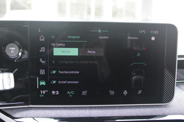 Renault 5 COMFORT RANGE ICONIC CINQ 52 kWh *NIEUWE AUTO!* | PACK WINTER: (ELEKTRISCH VERWARMBARE VOORSTOELEN/ELEKTRISCH VERWARMBAAR STUURWIEL, BESTUURDERSSTOEL MET ELEKTRISCH VERSTELBARE LENDESTEUN, IN HOOGTE VERSTELBARE PASSAGIERSSTOEL) | DAKLIJST ROUGE | PACK PARKING: (FULL EASY PARKING ASSIST MET PARKEERSENSOREN AAN VOOR- EN ZIJKANT) | ADAPTIVE CRUISE CONTROL | AUTOMATISCH INPARKEREN | FULL LED KOPLAMPEN MET MICRO OPTICS EN FRANSE FLAG | FLANK GUARD PROTECTION MAKKELIJK INPARKEREN MET VISUELE EN AKOESTISCHE SIGNALEN | 18" LICHTMETALEN VELGEN "CHRONO" | TWO TONE CARROSSERIEKLE