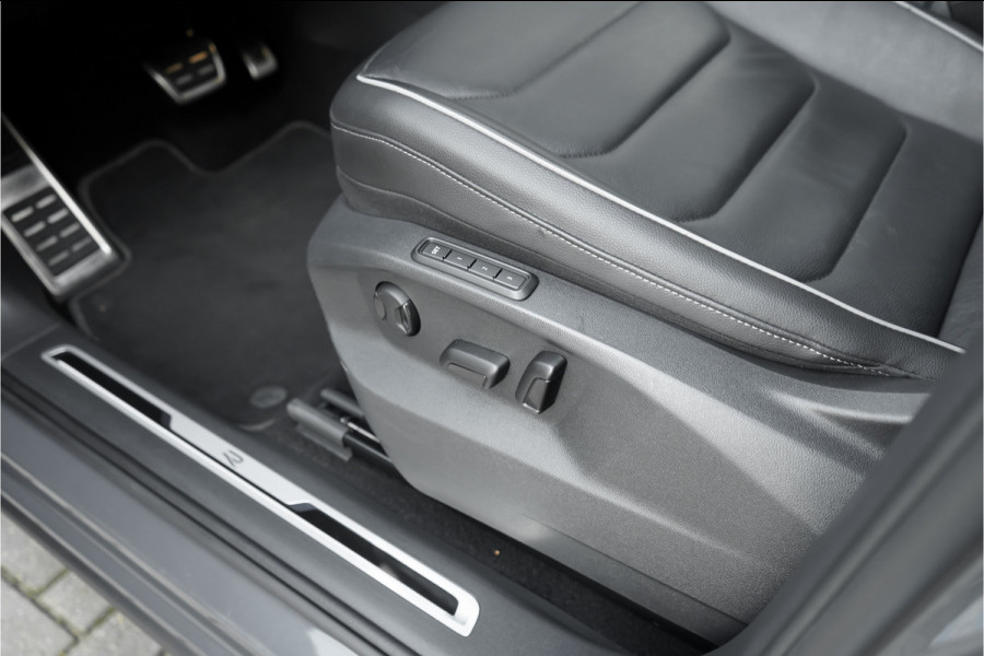 Volkswagen Tiguan 1.4 TSI eHybrid R-Line HUD Leder Memory Pano ACC Keyless 360° Black Pack 20"