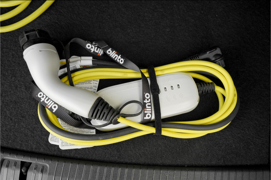 Volkswagen Tiguan 1.4 TSI eHybrid R-Line HUD Leder Memory Pano ACC Keyless 360° Black Pack 20"