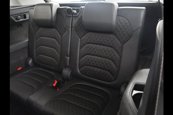 Škoda Kodiaq 1.5 TSI Limited Business Edition 7p. | Pano.Dak | Camera | Stoelverwarming | Apple Carplay | Canton Sound |