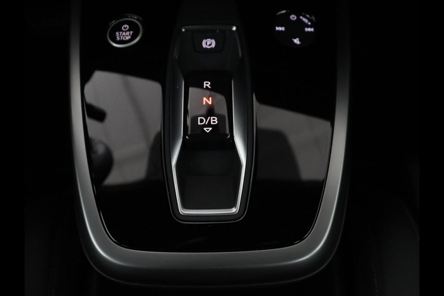 Audi Q4 e-tron 45 quattro Advanced edition 77 kWh | SOH 94,8% | Apple Carplay | Navigatie | Parkeerhulp | LED |