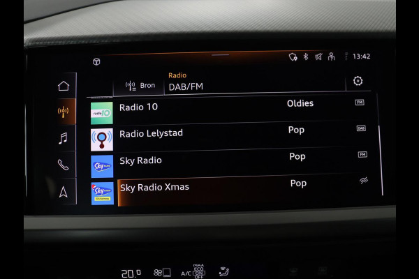 Audi Q4 e-tron 45 quattro Advanced edition 77 kWh | SOH 94,8% | Apple Carplay | Navigatie | Parkeerhulp | LED |