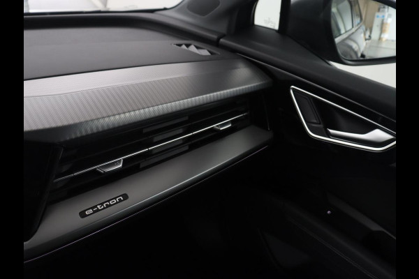 Audi Q4 e-tron 45 quattro Advanced edition 77 kWh | SOH 94,8% | Apple Carplay | Navigatie | Parkeerhulp | LED |