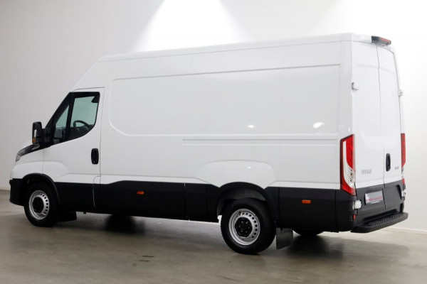Iveco Daily 35S21 3.0 210pk L2H2 HiMatic Automaat Navi/Camera Trekgewicht 3500kg 10-2023