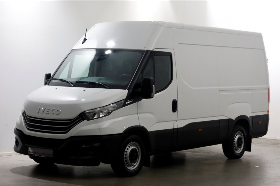 Iveco Daily 35S21 3.0 210pk L2H2 HiMatic Automaat Navi/Camera Trekgewicht 3500kg 10-2023