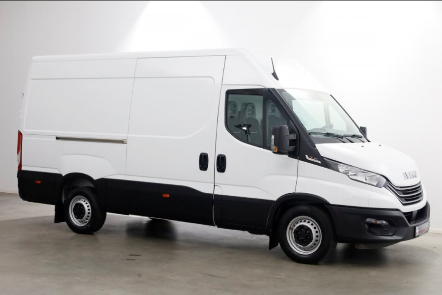 Iveco Daily 35S21 3.0 210pk L2H2 HiMatic Automaat Navi/Camera Trekgewicht 3500kg 10-2023