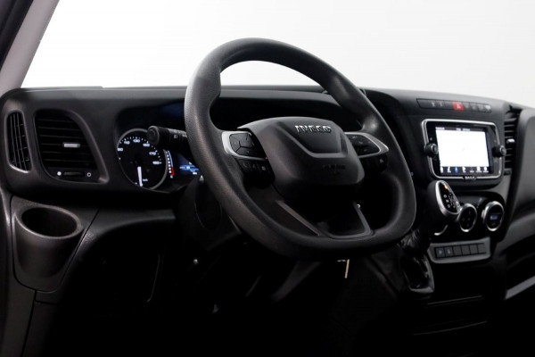 Iveco Daily 35S21 3.0 210pk L2H2 HiMatic Automaat Navi/Camera Trekgewicht 3500kg 10-2023