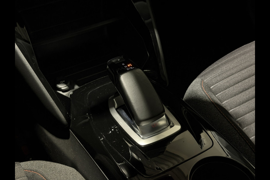 Peugeot e-208 EV Active 50 kWh | navigatie | 11kw 3-fase lader | LED verlichting | Keyless start