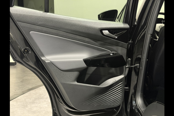 Volkswagen ID.5 Pro 77 kWh | Keyless | Matrix LED | Warmtepomp | Stoelen & stuur verwarmd
