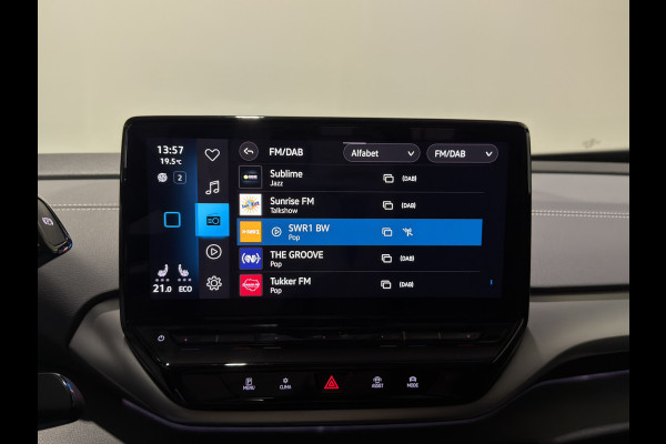Volkswagen ID.5 Pro 77 kWh | Keyless | Matrix LED | Warmtepomp | Stoelen & stuur verwarmd
