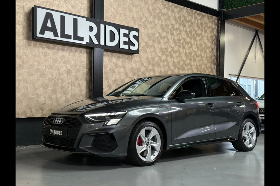 Audi A3 Sportback 45 TFSI e S edition Competition 3x S-line | Camera | Keyless | Trekhaak