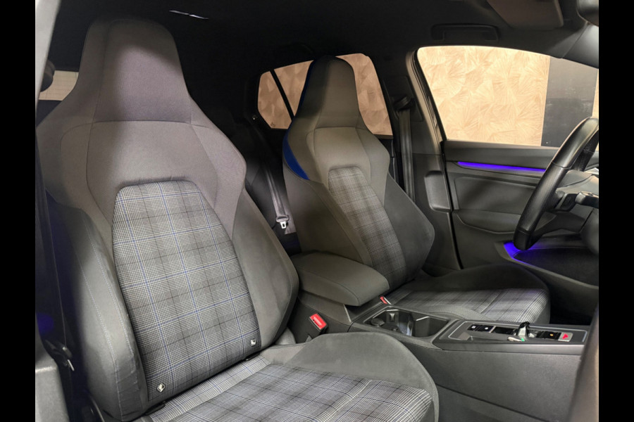 Volkswagen Golf 1.4 eHybrid GTE | Navi | PDC | Carplay | Sfeerverlichting