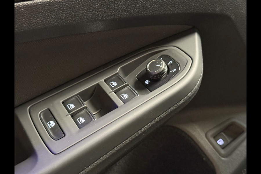 Volkswagen Golf 1.4 eHybrid GTE | Navi | PDC | Carplay | Sfeerverlichting