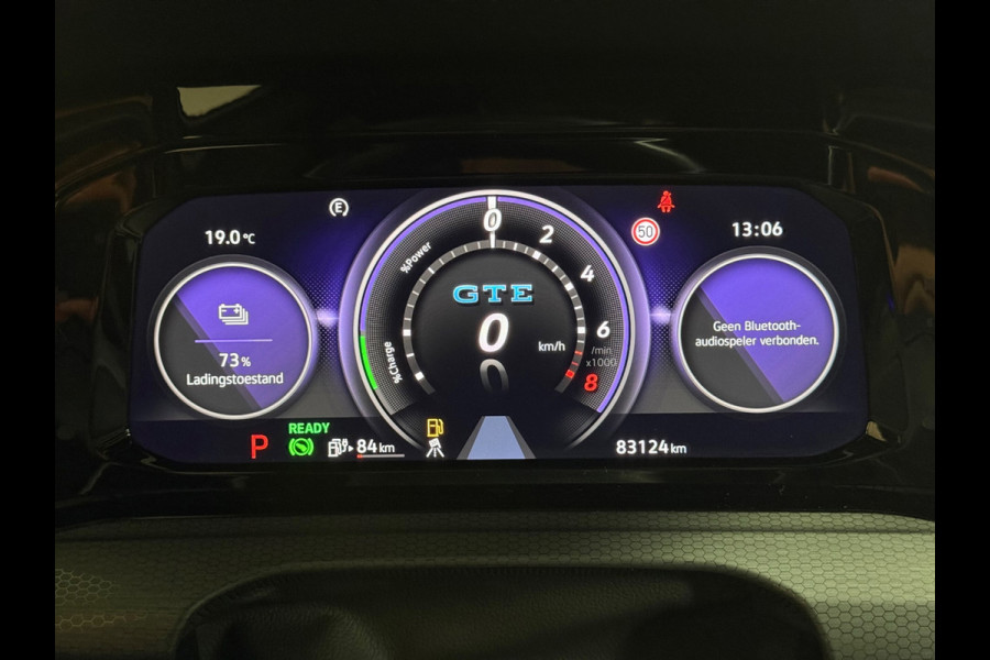 Volkswagen Golf 1.4 eHybrid GTE | Navi | PDC | Carplay | Sfeerverlichting