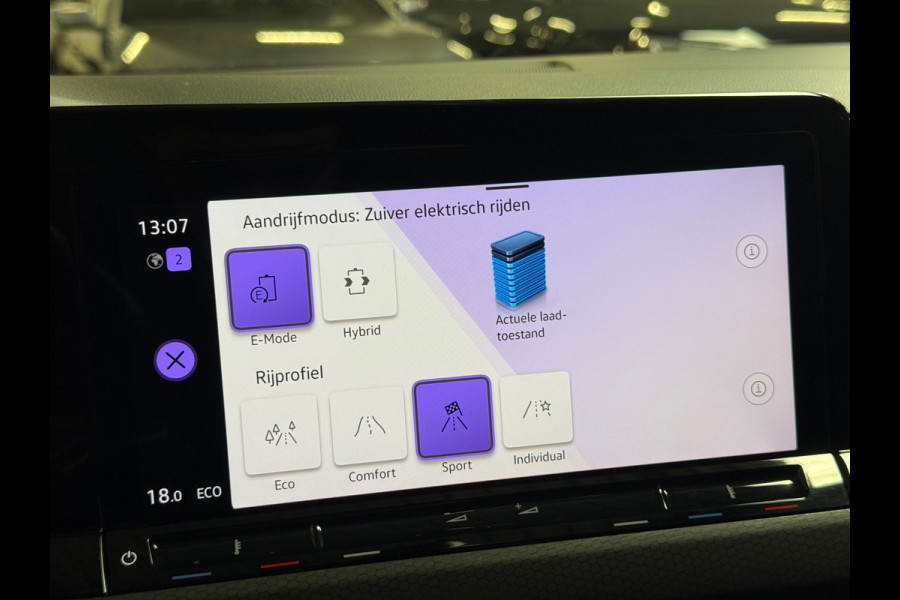 Volkswagen Golf 1.4 eHybrid GTE | Navi | PDC | Carplay | Sfeerverlichting