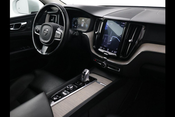 Volvo XC60 2.0 T8 TWIN ENGINE 390 PK AWD INSCRIPTION | TREKHAAK | PANORAMA | LEDER | 19 INCH
