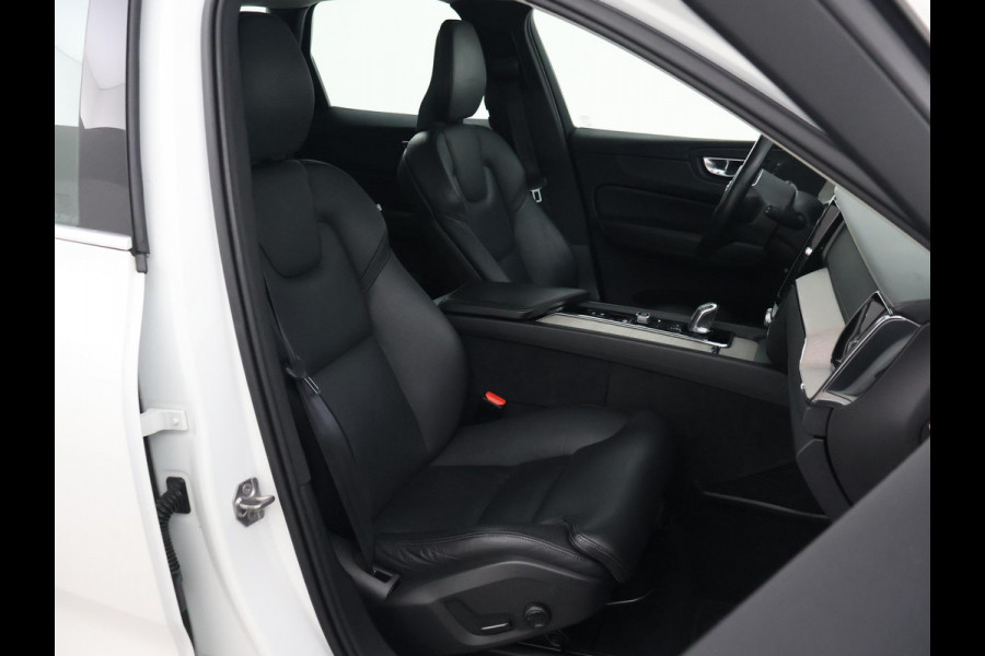Volvo XC60 2.0 T8 TWIN ENGINE 390 PK AWD INSCRIPTION | TREKHAAK | PANORAMA | LEDER | 19 INCH