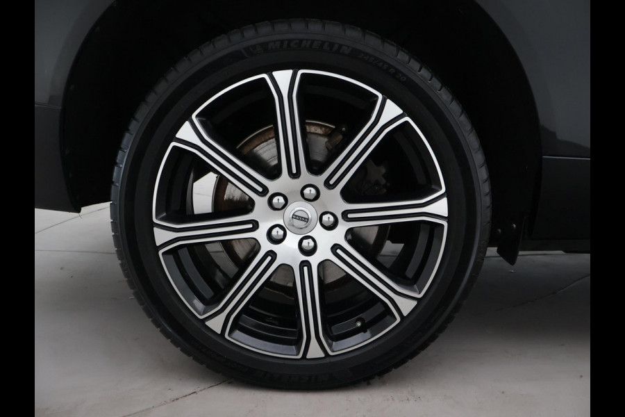 Volvo XC60 2.0 RECHARGE T8 390 PK AWD INSCRIPTION + LUCHTVERING | TREKHAAK | ADAPTIVE CRUISE | HEAD-UP