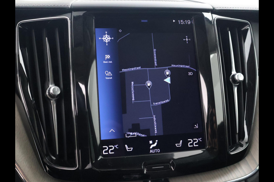 Volvo XC60 2.0 RECHARGE T8 390 PK AWD INSCRIPTION + LUCHTVERING | TREKHAAK | ADAPTIVE CRUISE | HEAD-UP