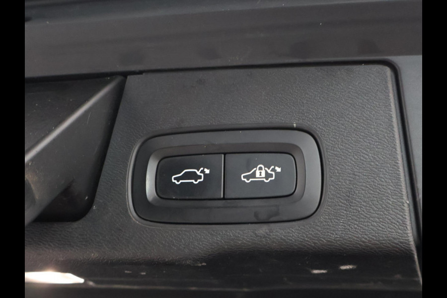 Volvo XC60 2.0 RECHARGE T8 390 PK AWD INSCRIPTION + LUCHTVERING | TREKHAAK | ADAPTIVE CRUISE | HEAD-UP