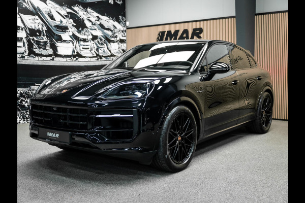 Porsche Cayenne Coupé 3.0 E-Hybrid Black Edition Prachtige Porsche Cayenne uitgevoerd met vele opties