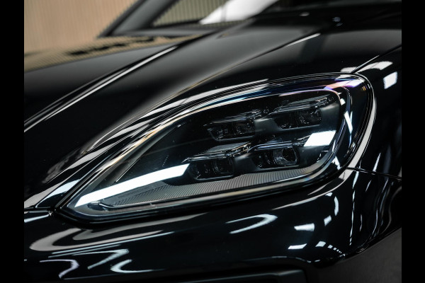 Porsche Cayenne Coupé 3.0 E-Hybrid Black Edition Prachtige Porsche Cayenne uitgevoerd met vele opties