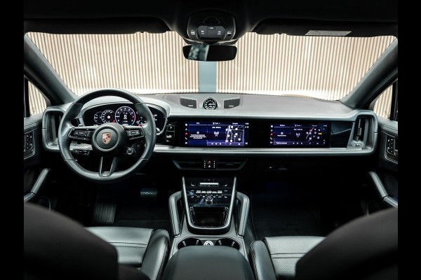 Porsche Cayenne Coupé 3.0 E-Hybrid Black Edition Prachtige Porsche Cayenne uitgevoerd met vele opties