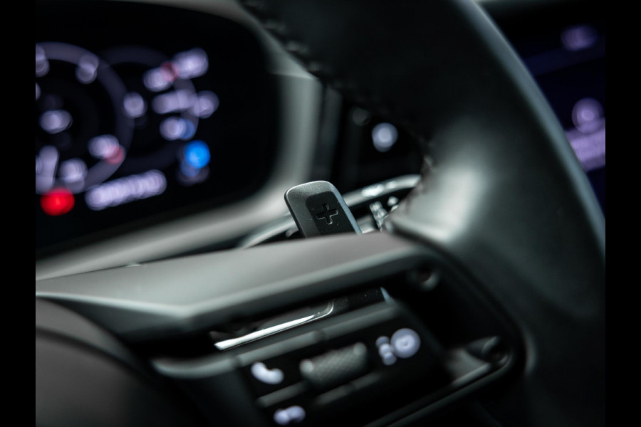 Porsche Cayenne Coupé 3.0 E-Hybrid Black Edition Prachtige Porsche Cayenne uitgevoerd met vele opties