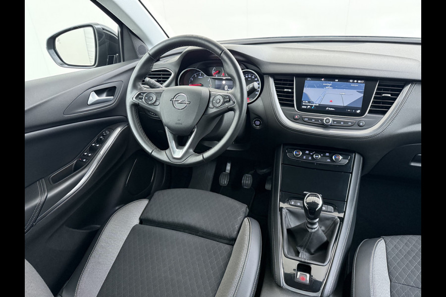 Opel Grandland X 1.2T 131pk Camera Apple/Android Elek.klep Bordherk. Blindspot 1/2Leer Navi Lane-dep. Keyless Aut.Verlichting Led Usb Tel. Ecc CruiseControl Innovation Regensensor Pdc Mistlampen Elek.Inkl.Spiegels 18''LM 1.2Turbo