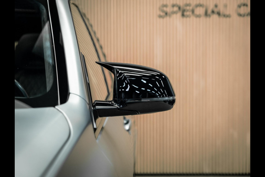 BMW X5 xDrive50e Super vol uitgevoerde X5 50e M-sport Frozengey, M-seats, B&W sound, Skylounge etc etc