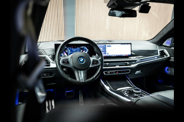 BMW X5 xDrive50e Super vol uitgevoerde X5 50e M-sport Frozengey, M-seats, B&W sound, Skylounge etc etc