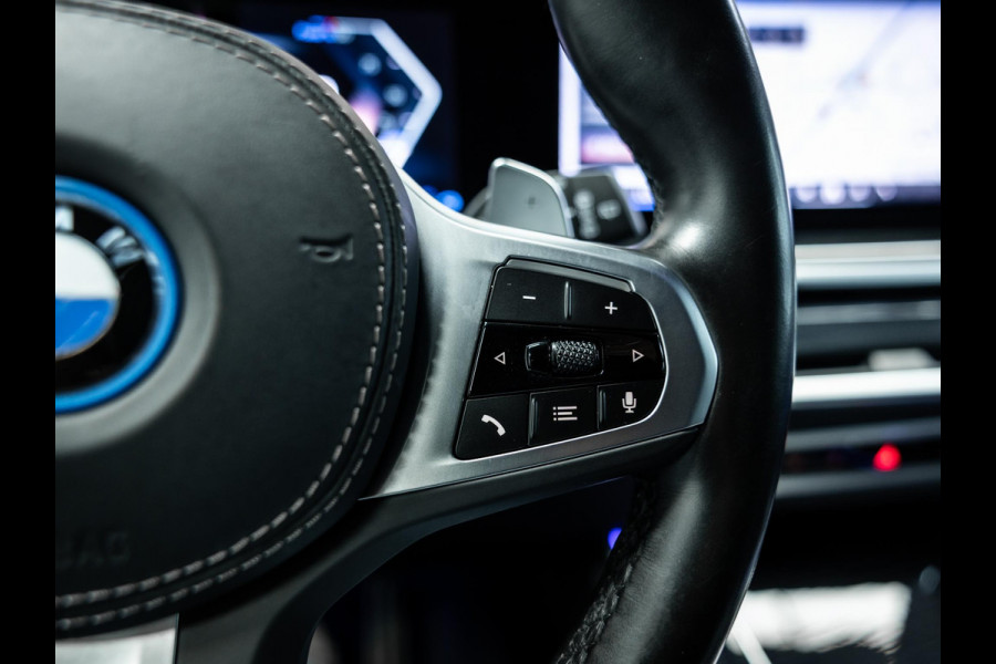 BMW X5 xDrive50e Super vol uitgevoerde X5 50e M-sport Frozengey, M-seats, B&W sound, Skylounge etc etc
