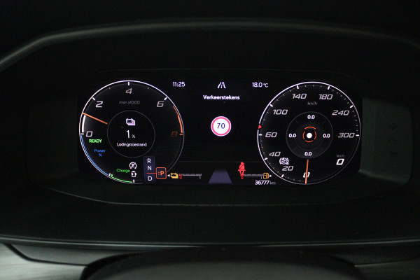 CUPRA Leon 1.4 e-Hybrid VZ 245PK (STOELVERWARMING, STUURVERWARMING, CRUISE ADAPTIEF)