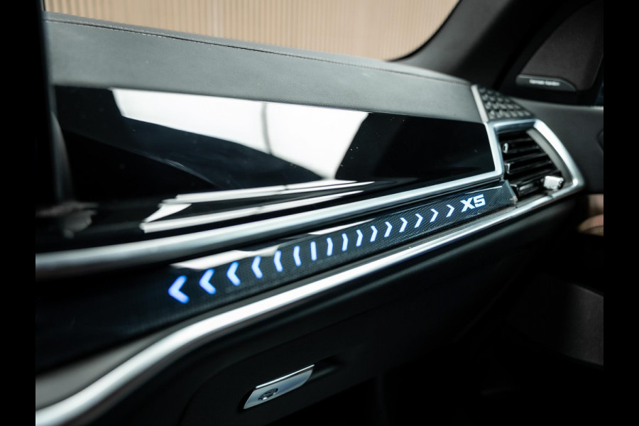 BMW X5 xDrive50e Prachtig uitgevoerde X5 50e Dravit Grau, spoiler pakket M-look Z.G.A.N