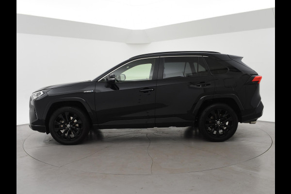 Toyota RAV4 2.5 HYBRID 218 PK AUT. BLACK EDITION + 19 INCH | ADAPTIVE CRUISE | CAMERA | STUUR/STOELVERWARMING