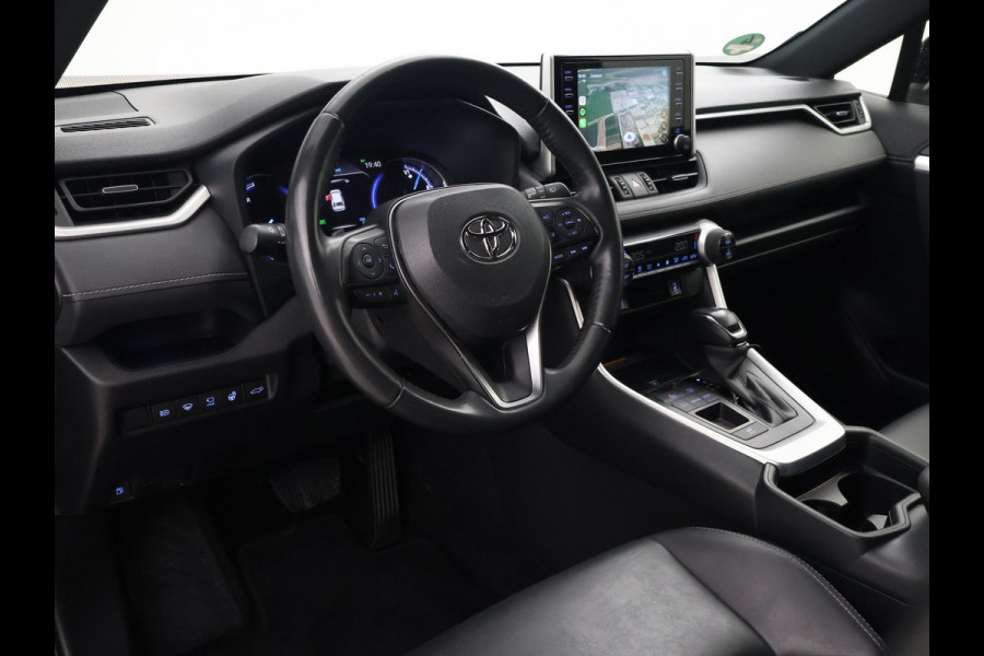 Toyota RAV4 2.5 HYBRID 218 PK AUT. BLACK EDITION + 19 INCH | ADAPTIVE CRUISE | CAMERA | STUUR/STOELVERWARMING