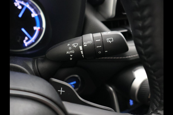 Toyota RAV4 2.5 HYBRID 218 PK AUT. BLACK EDITION + 19 INCH | ADAPTIVE CRUISE | CAMERA | STUUR/STOELVERWARMING