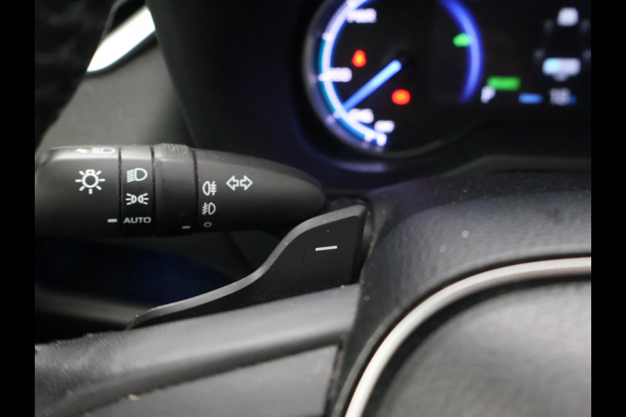 Toyota RAV4 2.5 HYBRID 218 PK AUT. BLACK EDITION + 19 INCH | ADAPTIVE CRUISE | CAMERA | STUUR/STOELVERWARMING