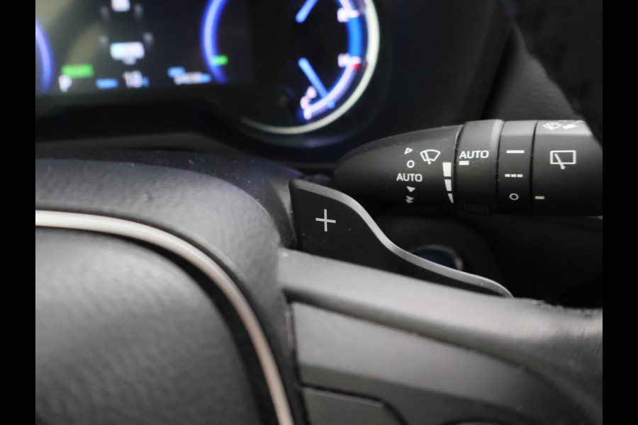 Toyota RAV4 2.5 HYBRID 218 PK AUT. BLACK EDITION + 19 INCH | ADAPTIVE CRUISE | CAMERA | STUUR/STOELVERWARMING
