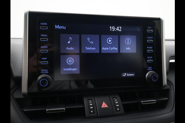 Toyota RAV4 2.5 HYBRID 218 PK AUT. BLACK EDITION + 19 INCH | ADAPTIVE CRUISE | CAMERA | STUUR/STOELVERWARMING