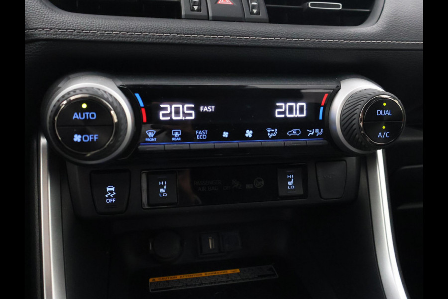 Toyota RAV4 2.5 HYBRID 218 PK AUT. BLACK EDITION + 19 INCH | ADAPTIVE CRUISE | CAMERA | STUUR/STOELVERWARMING