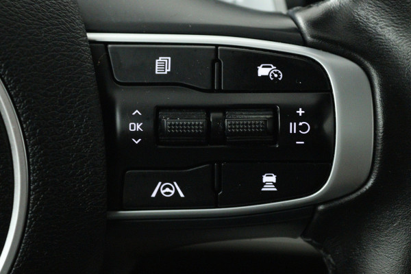 Kia Sportage 1.6 T-GDi Plug-in Hybrid AWD DynamicPlusLine (PANORAMADAK, TREKHAAK, CAMERA, STOEL/STUURVERWARMING)