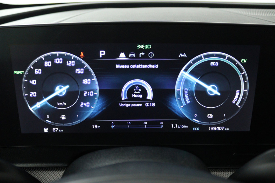 Kia Sportage 1.6 T-GDi Plug-in Hybrid AWD DynamicPlusLine (PANORAMADAK, TREKHAAK, CAMERA, STOEL/STUURVERWARMING)