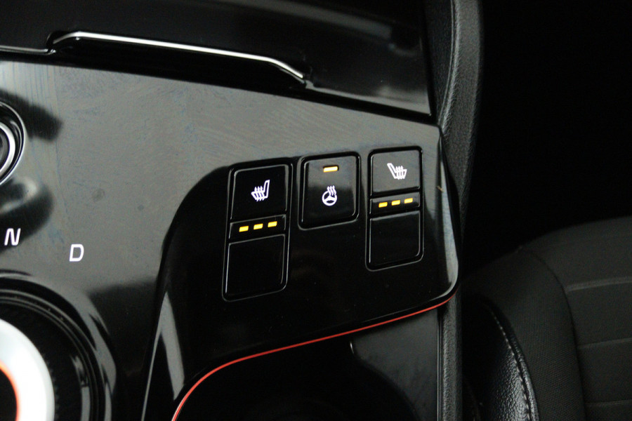 Kia Sportage 1.6 T-GDi Plug-in Hybrid AWD DynamicPlusLine (PANORAMADAK, TREKHAAK, CAMERA, STOEL/STUURVERWARMING)