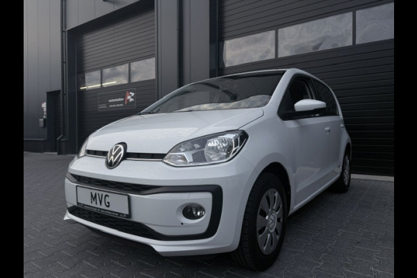 Volkswagen up! 1.0|65PK|Cruise|Camera|Stoel verw|Lane assist|MF stuur|Bluetooth|DAB|PDC|1e eigenaar|Dealer onderhouden|