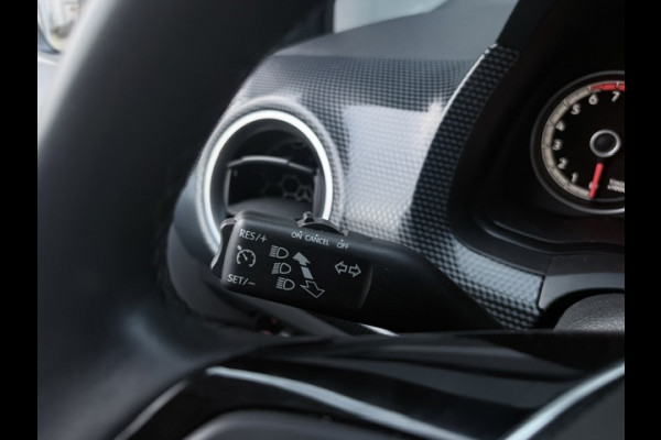 Volkswagen up! 1.0|65PK|Cruise|Camera|Stoel verw|Lane assist|MF stuur|Bluetooth|DAB|PDC|1e eigenaar|Dealer onderhouden|