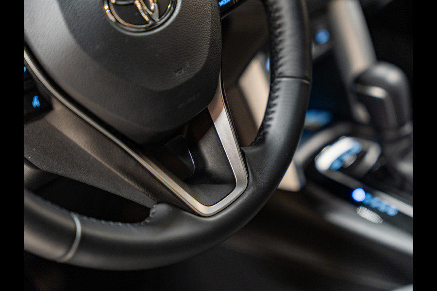 Toyota Corolla Cross Hybrid 200 Dynamic, Voll Led, Digi Dash, Adaptieve Cruise, Apple Carplay, Clima, PDC, Multistuur, Onderhoud